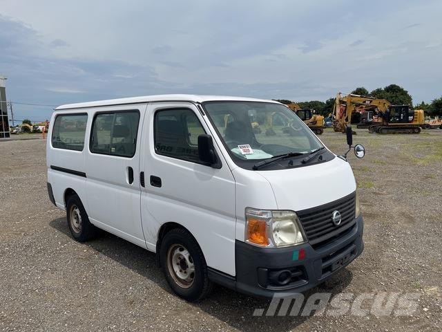 Nissan Caravan Maszyny budowlane - Inne