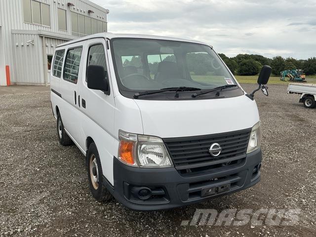 Nissan Caravan Maszyny budowlane - Inne