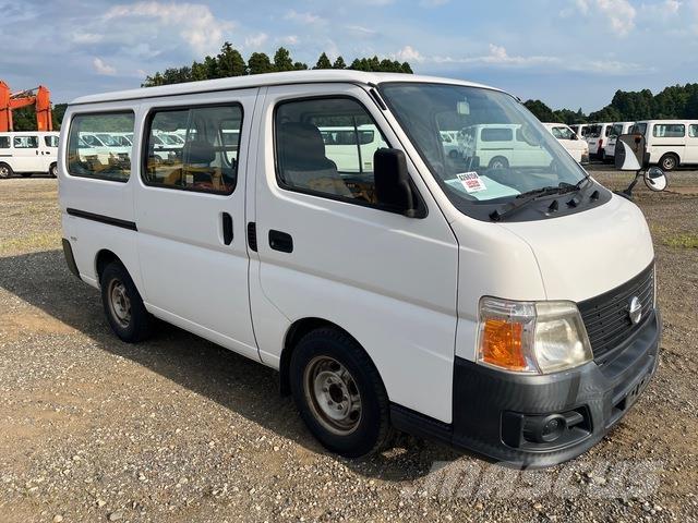 Nissan Caravan Maszyny budowlane - Inne