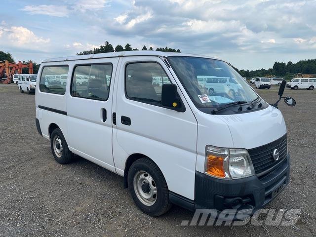 Nissan Caravan Maszyny budowlane - Inne
