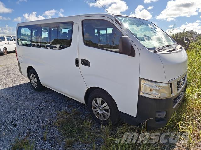 Nissan Caravan Minibusy