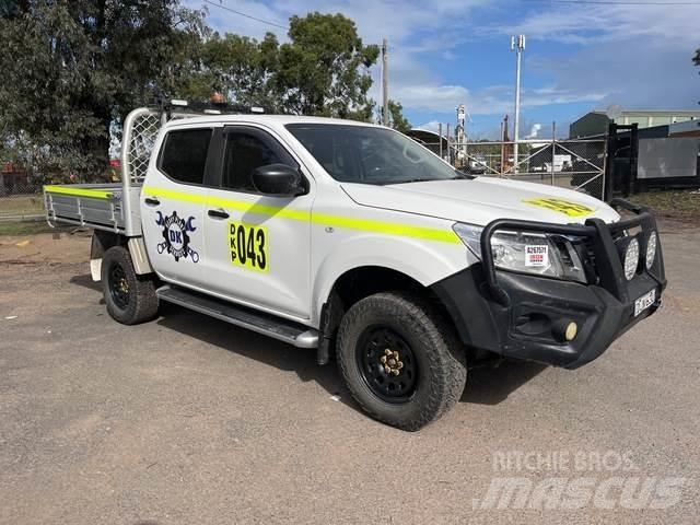 Nissan Navara Pick-upy / Pojazdy z otwieranymi burtami