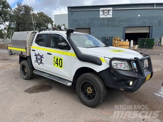 Nissan Navara Pick-upy / Pojazdy z otwieranymi burtami