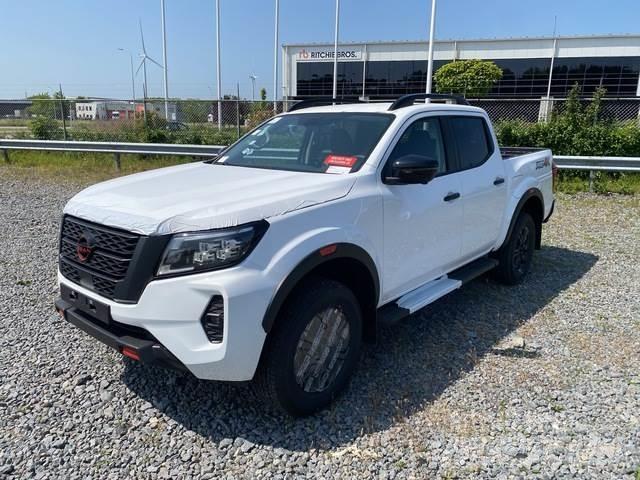 Nissan Navara Inne