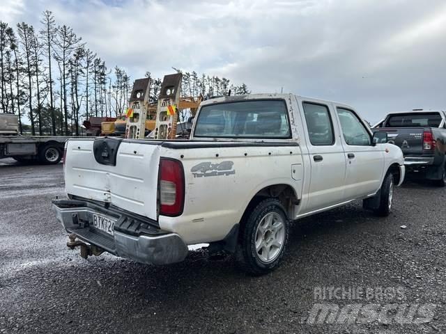 Nissan Navara Pick-upy / Pojazdy z otwieranymi burtami