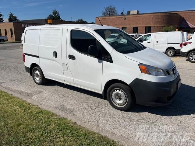 Nissan NV200 Busy / Vany