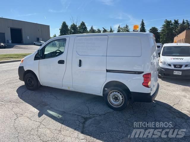 Nissan NV200 Busy / Vany
