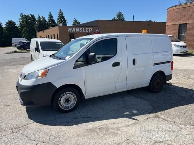 Nissan NV200 Busy / Vany