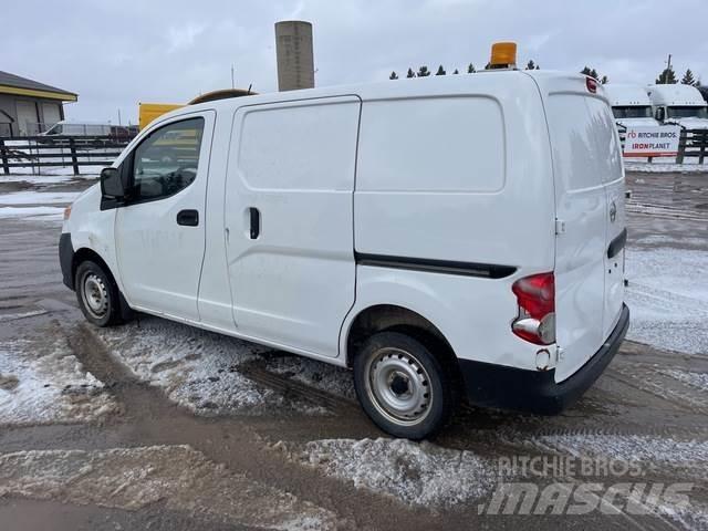 Nissan NV200 Busy / Vany