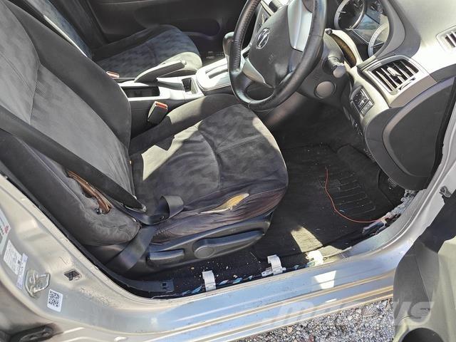 Nissan SYLPHY Samochody osobowe