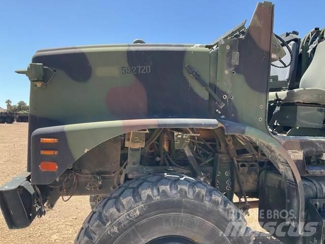 Oshkosh AMK23A1 Samochody ciężarowe ze skrzynią zamkniętą