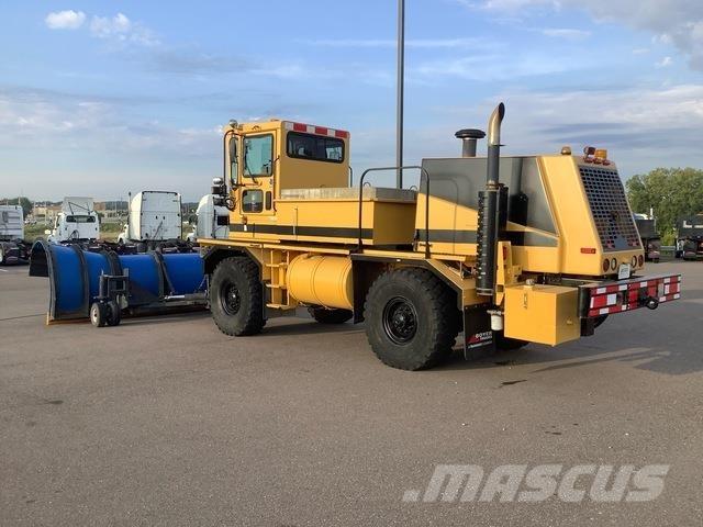 Oshkosh H2718 Lemiesze i pługi śnieżne