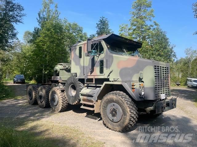 Oshkosh M1070 Ciągniki siodłowe