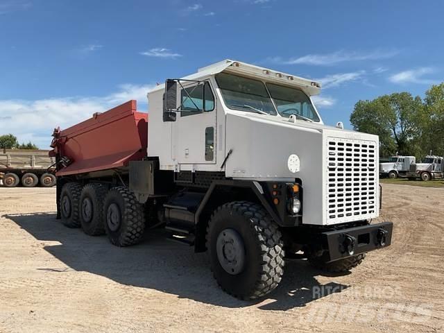Oshkosh M1070 Maszyny budowlane - Inne