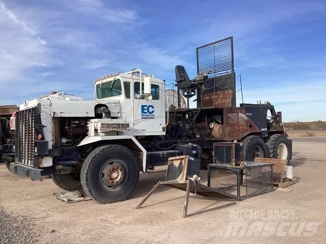 Oshkosh M911 Maszyny budowlane - Inne