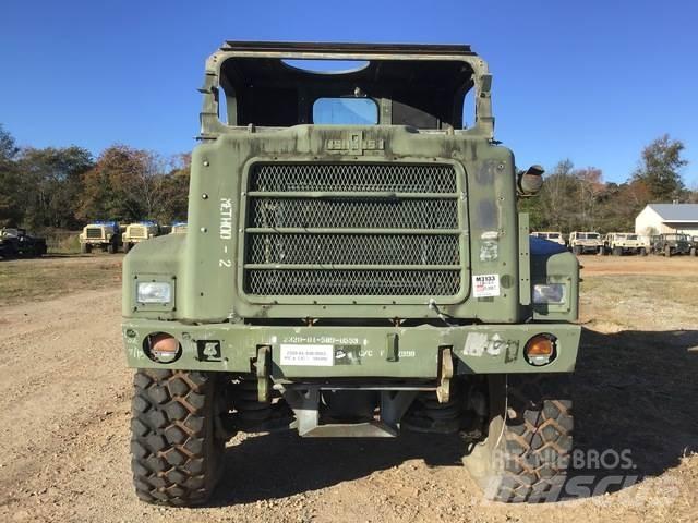 Oshkosh MTVR Samochody ciężarowe ze skrzynią zamkniętą