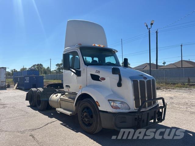 Peterbilt  Ciągniki siodłowe