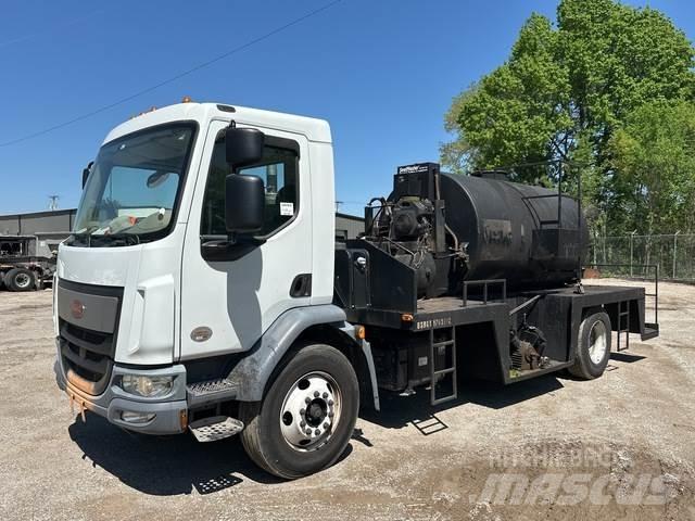 Peterbilt 220 Inne