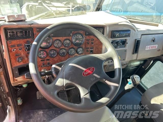 Peterbilt 335 Cysterna