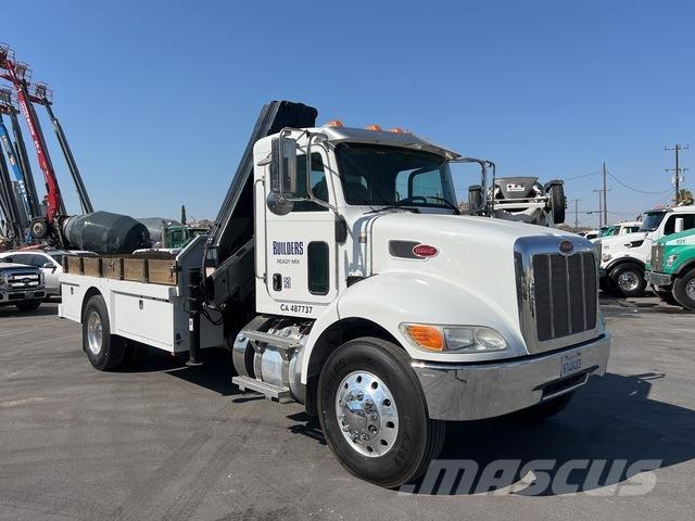 Peterbilt 337 Inne