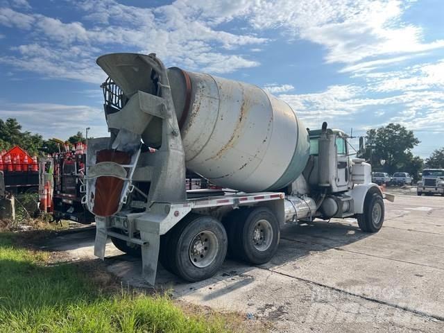 Peterbilt 357 Inne