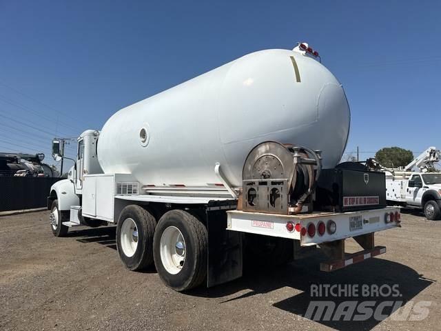 Peterbilt 382 Cysterna