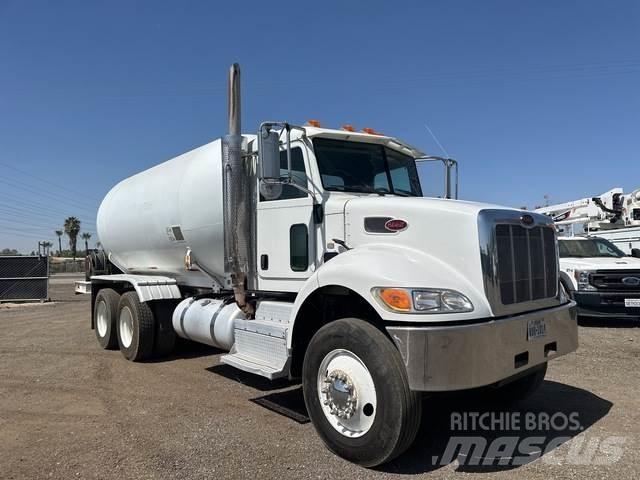 Peterbilt 382 Cysterna