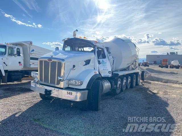 Peterbilt 567 Inne