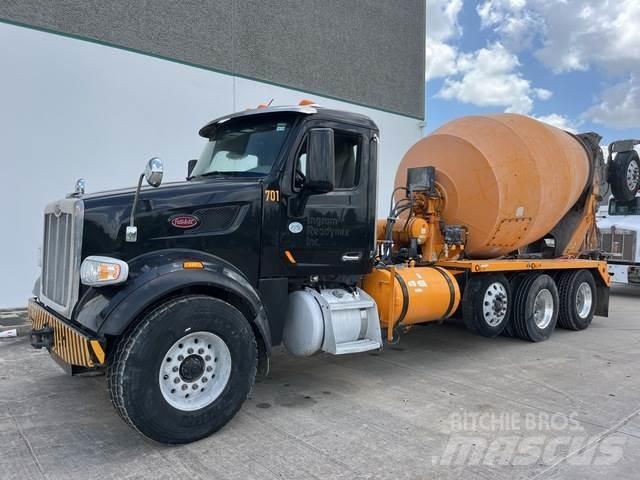 Peterbilt 567 Inne