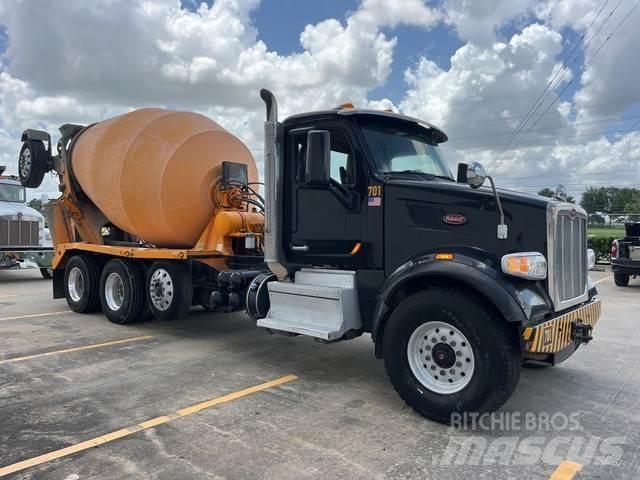 Peterbilt 567 Inne
