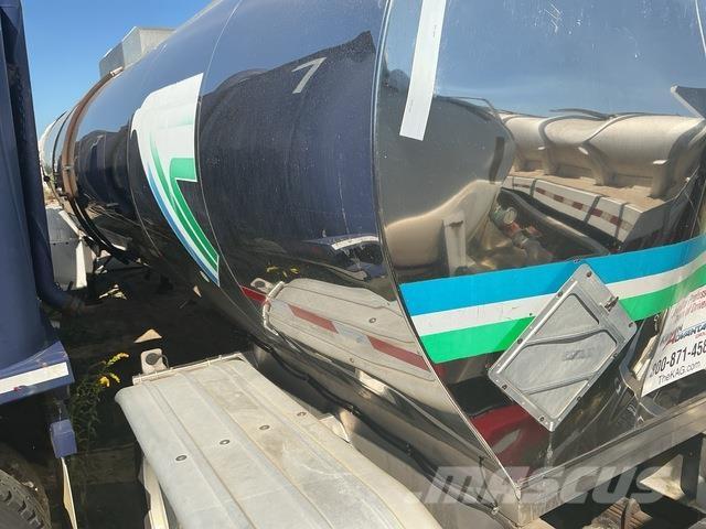 Polar  Przyczepy cysterny