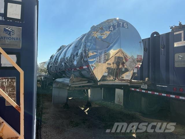 Polar  Przyczepy cysterny