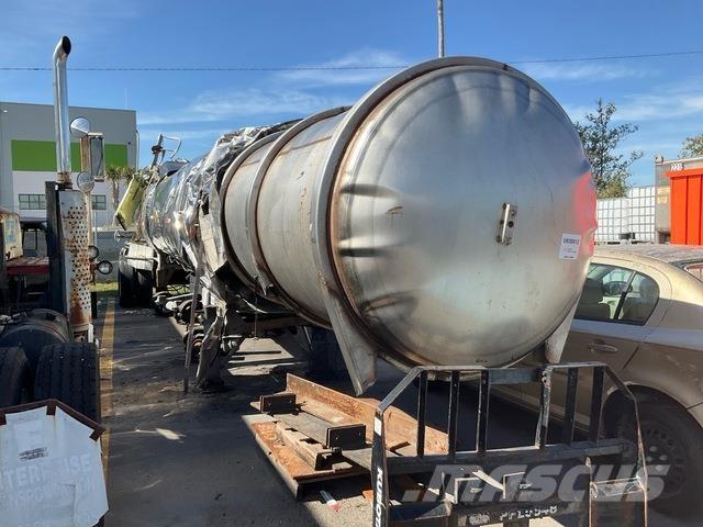 Polar  Przyczepy cysterny