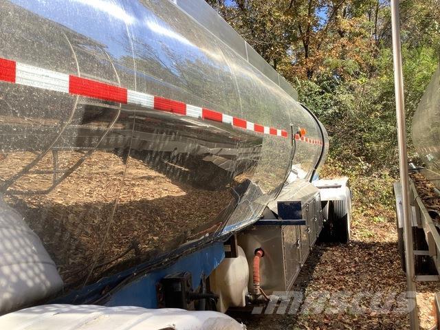 Polar  Przyczepy cysterny