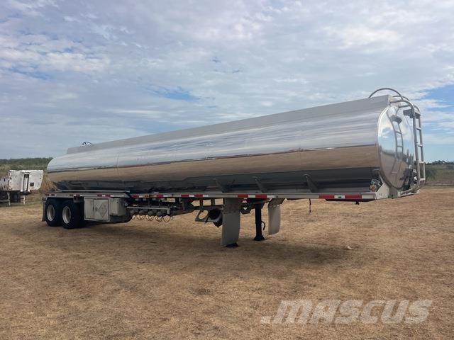 Polar  Przyczepy cysterny