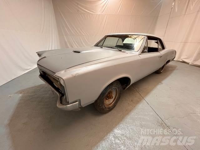 Pontiac GTO Samochody osobowe