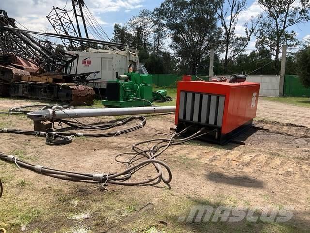  PTC V300CAT Hydrauliczne młoty do palowania