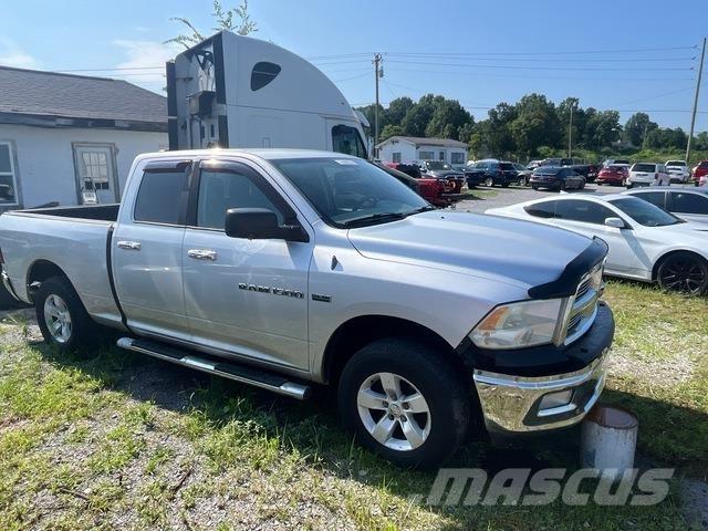 RAM 1500 Pick-upy / Pojazdy z otwieranymi burtami