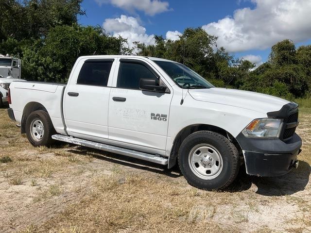 RAM 1500 Pick-upy / Pojazdy z otwieranymi burtami