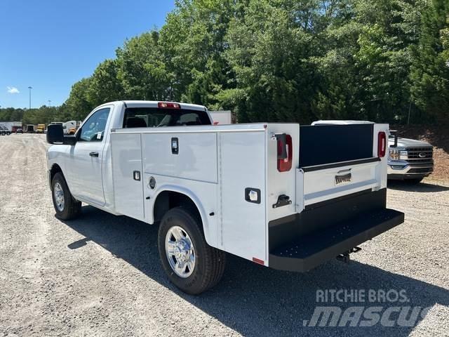 RAM 2500 Pick-upy / Pojazdy z otwieranymi burtami