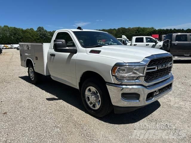 RAM 2500 Pick-upy / Pojazdy z otwieranymi burtami