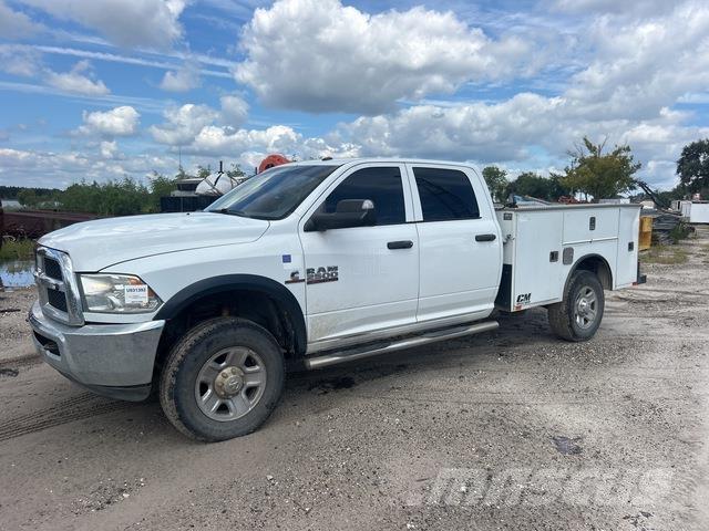 RAM 2500 Pick-upy / Pojazdy z otwieranymi burtami