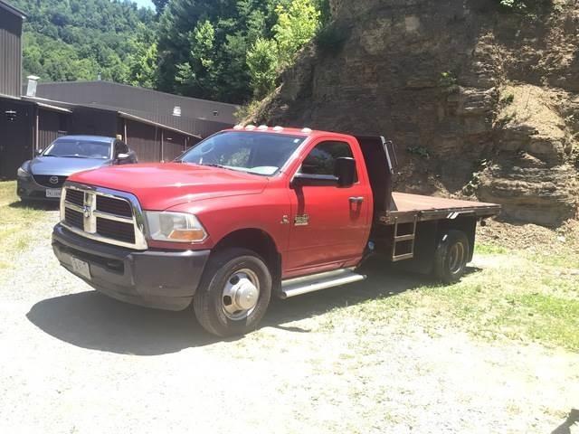 RAM 3500 Ciężarówki typu Platforma / Skrzynia
