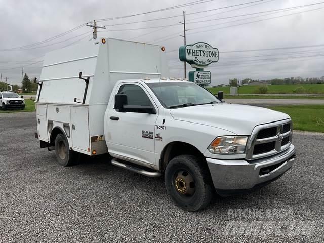 RAM 3500 Pick-upy / Pojazdy z otwieranymi burtami