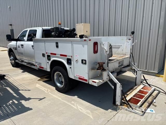 RAM 3500 Pick-upy / Pojazdy z otwieranymi burtami