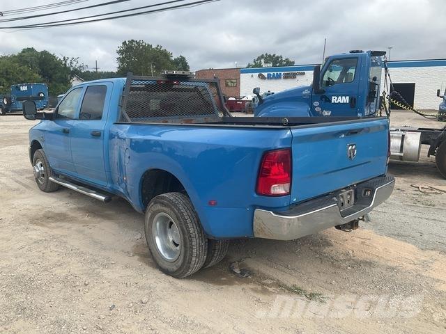 RAM 3500 Pick-upy / Pojazdy z otwieranymi burtami