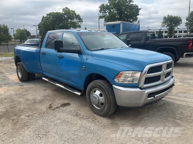 RAM 3500 Pick-upy / Pojazdy z otwieranymi burtami