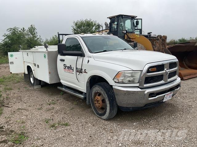 RAM 3500 Pick-upy / Pojazdy z otwieranymi burtami