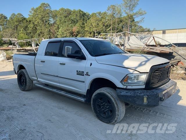 RAM 3500 Pick-upy / Pojazdy z otwieranymi burtami