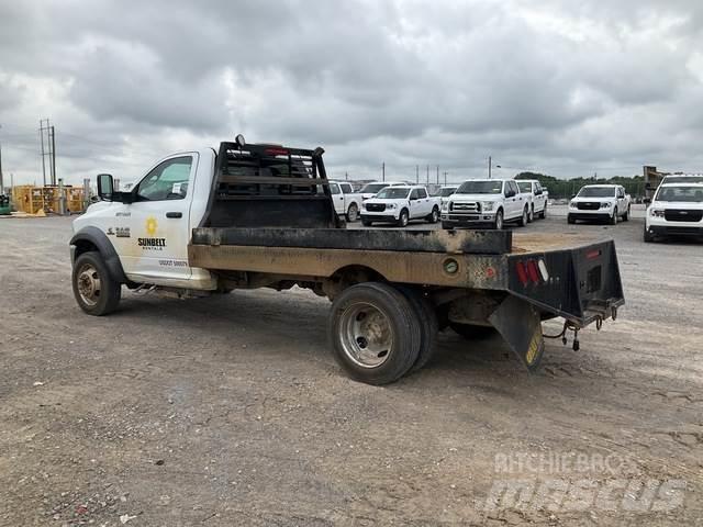 RAM 4500 Ciężarówki typu Platforma / Skrzynia